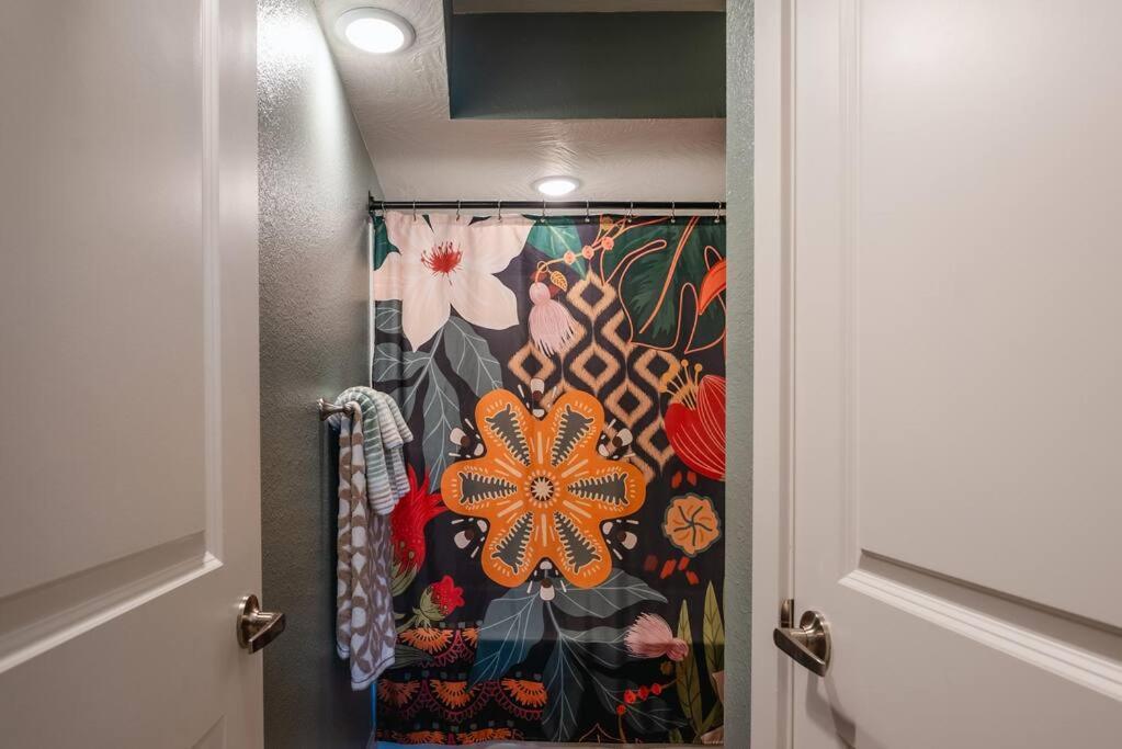 Pet Friendly Boho Condo With Pool--Fitness Center--Next To The Branson Landing--Close To Convention Center And Kanakuk Экстерьер фото