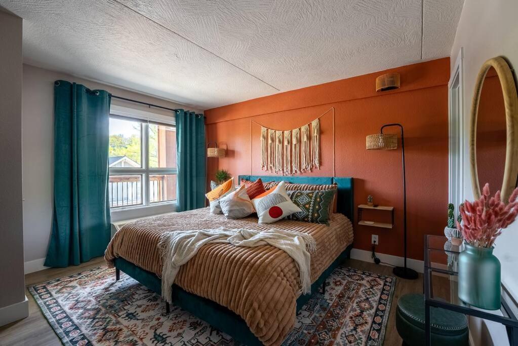 Pet Friendly Boho Condo With Pool--Fitness Center--Next To The Branson Landing--Close To Convention Center And Kanakuk Экстерьер фото